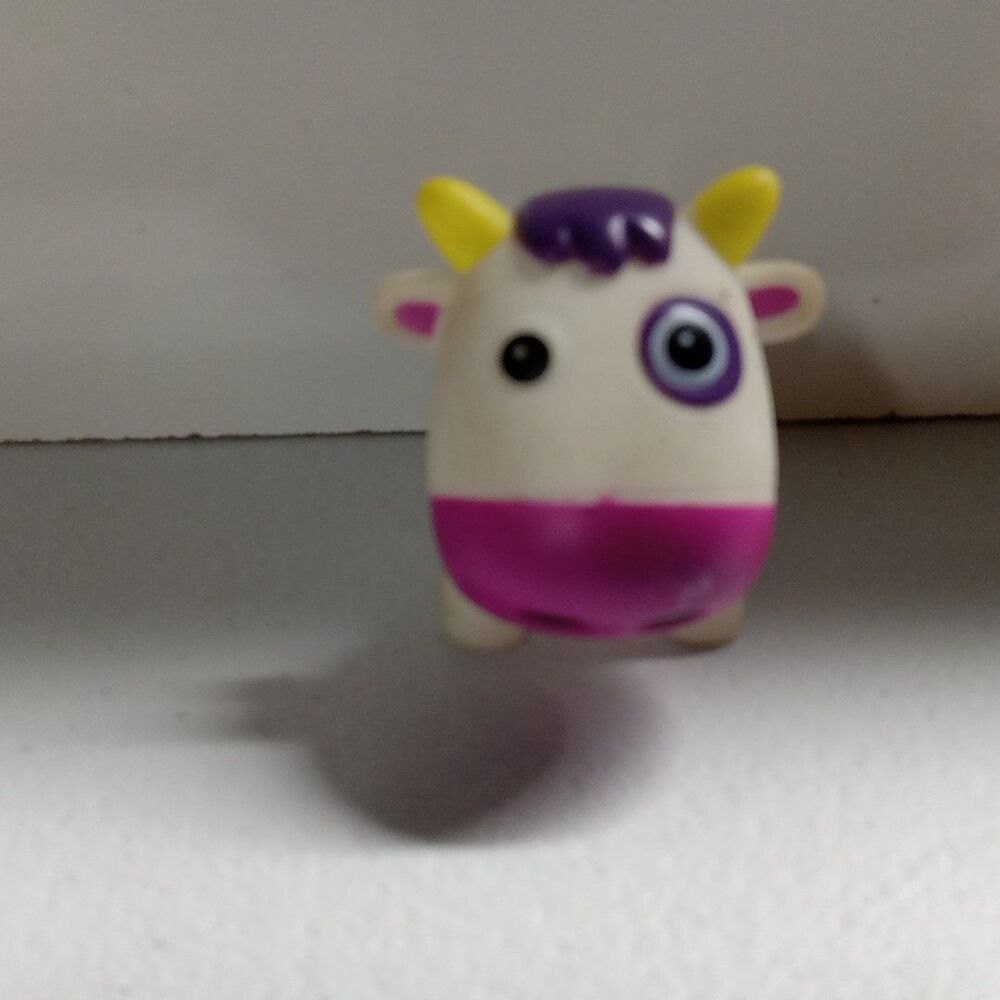 Animal Playset Replacement Imagine Kid Bath Toy Purple White Cow Bullseye